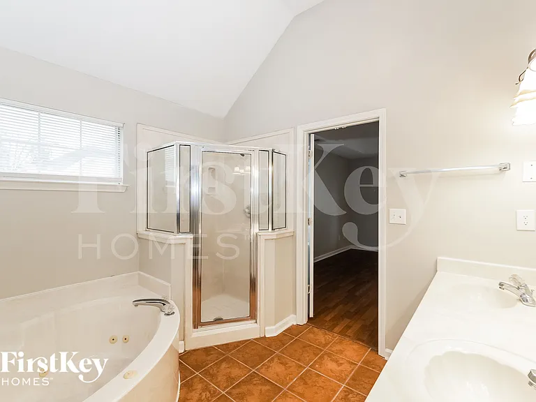 70 Center Oak Dr — Photo 11
