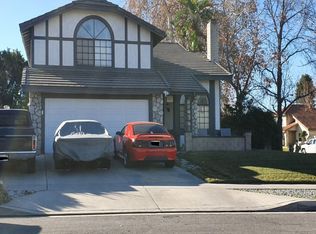 514 Riverview Dr, Redlands, CA 92374