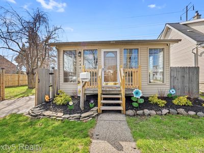 2232 9th St, Wyandotte, MI, 48192