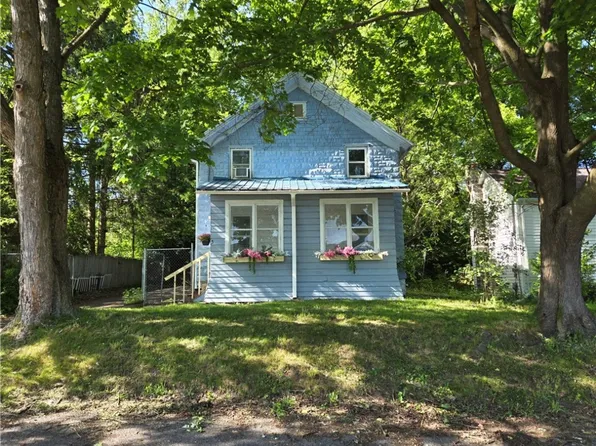 3 Frederick St, Oneonta, NY 13820