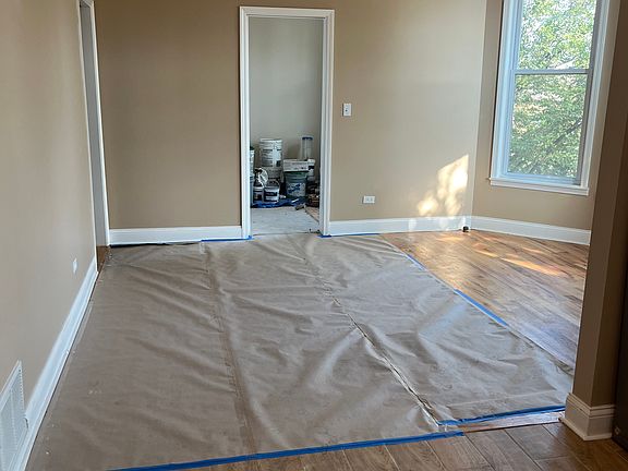 2nd image of 2424 S Oakley Ave #3R
