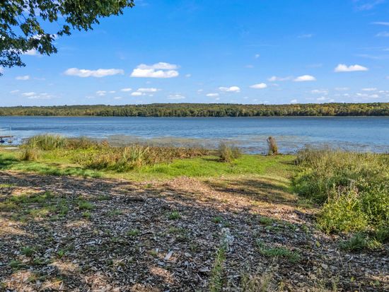 51 N Vigue Shore Road, Albion, ME 04910