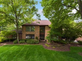 2324 Brigadoon Ct, Westlake, OH 44145