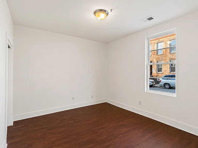 38 Tyler St #2 — Photo 13