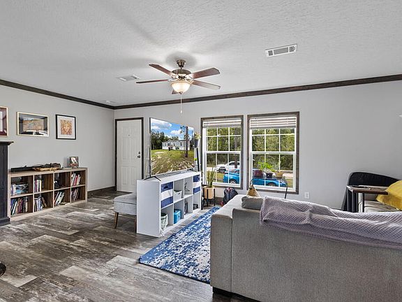 4th image of 9490 NE 77th Pl