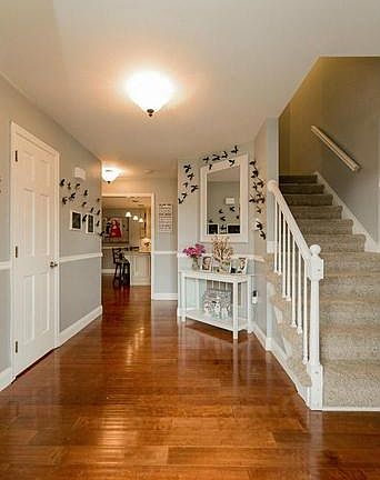 2nd image of 1807 Elizabeth Ct