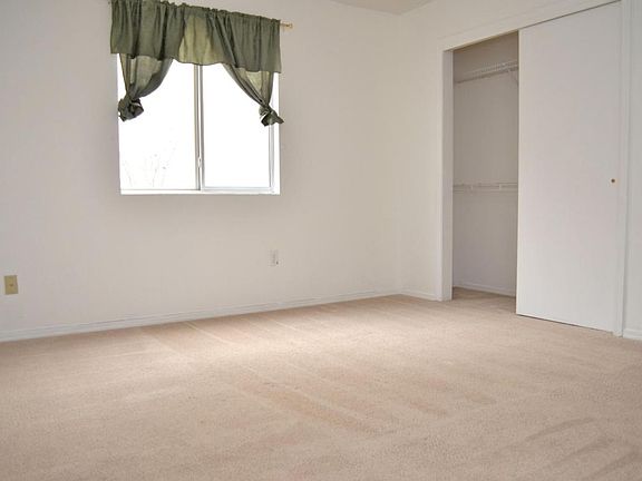 4th image of 10412 Don Giovanni Pl NW