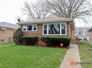 1220 Pitner Ave, Evanston, IL 60202