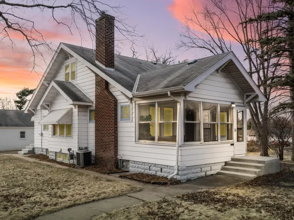 1355 Flandrau St, Saint Paul, MN 55106