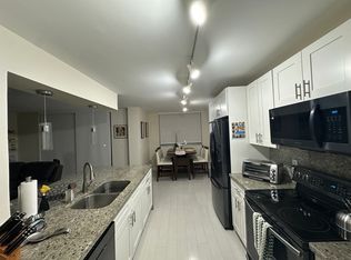 3113 S Ocean Dr APT 210, Hallandale, FL 33009