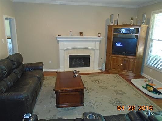 2nd image of 8760 Stablemill Ln