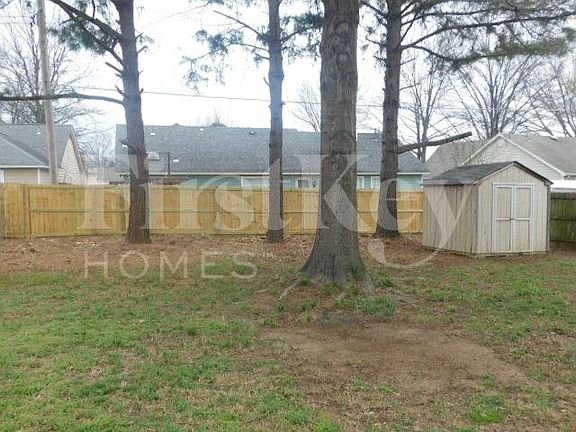 2nd image of 2695 Laurelcrest Cv