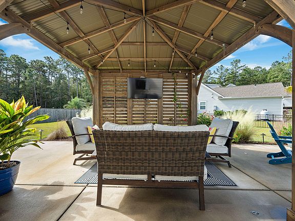 3rd image of 101 Box Girder Rd