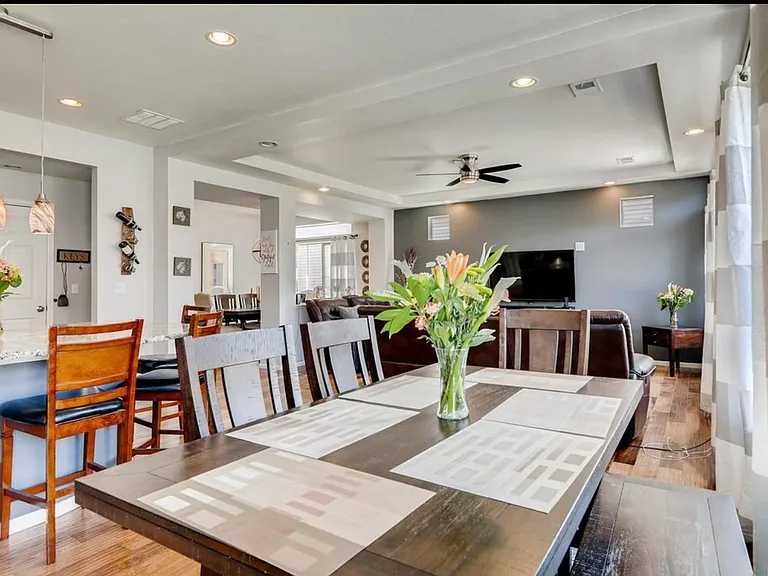 4637 Walden Way — Photo 9