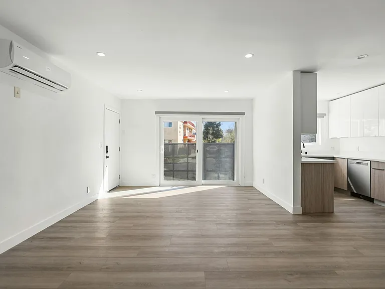 8777 Cadillac Ave #2 — Photo 8