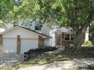 13663 W St, Omaha, NE 68137