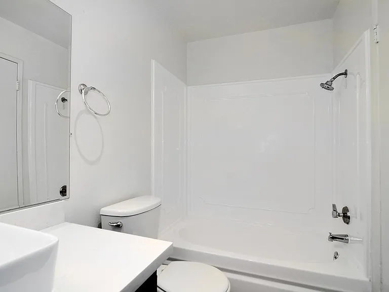 Olive Tree Apartments — Photo 15