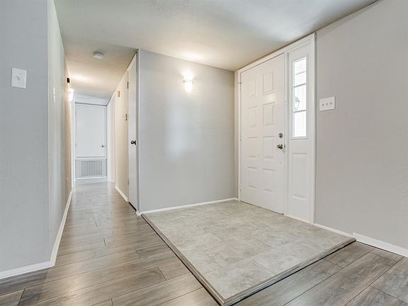3rd image of 4505 Crowley Dr