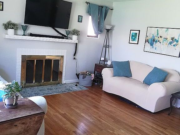 4th image of 1046 Broadview Blvd
