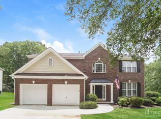 11335 Fox Hill Dr, Charlotte, NC 28269