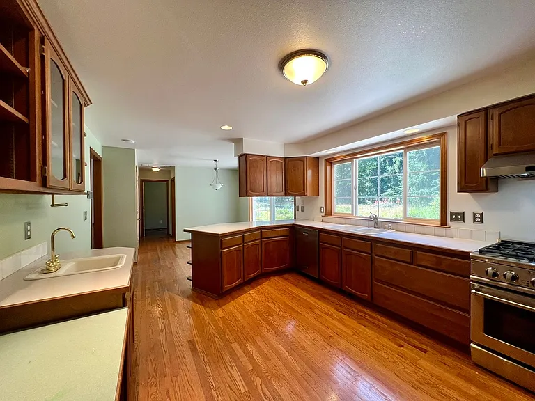 3611 Baker Ames Rd NE — Photo 14