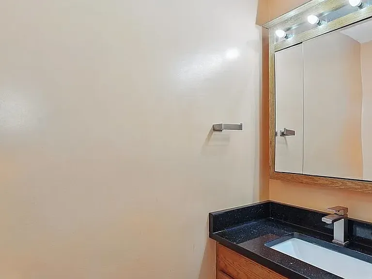 1352 Georgetown Dr — Photo 7