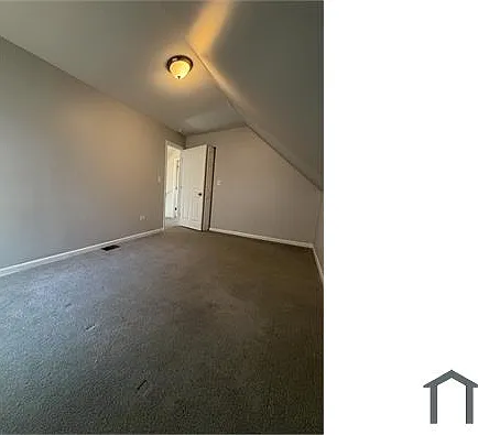 10043 S Oglesby Ave — Photo 11