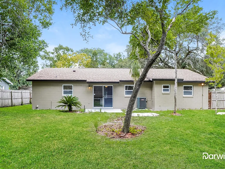 101 Burgos Rd — Photo 15