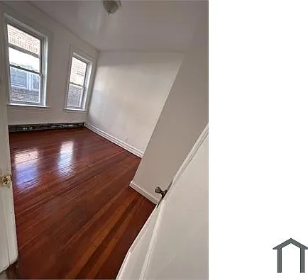 5 bed, $2,699 — Photo 3