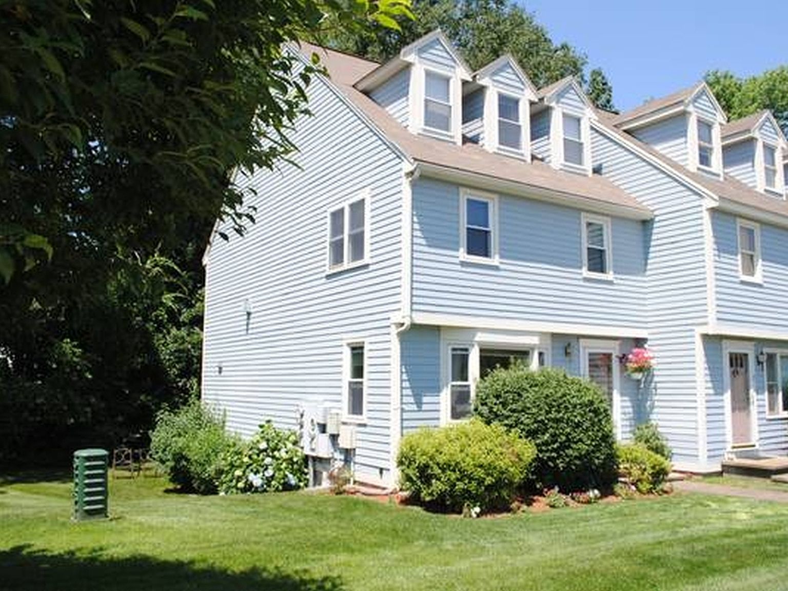 12 Merrimack Meadows Ln, Tewksbury, MA 01876 Zillow