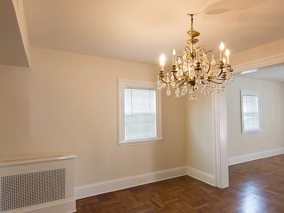 4th image of 363 Grosvenor St