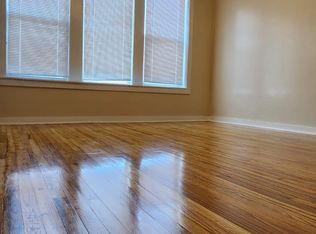 3-4637 S Prairie Ave, Chicago, IL 60653