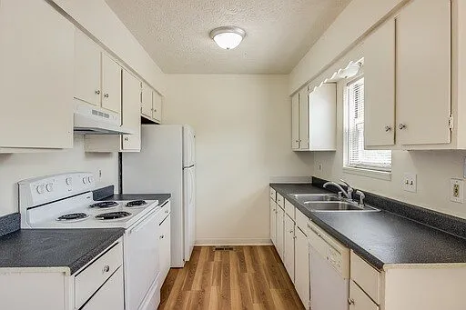 716 Alton Rd, East Lansing, MI 48823