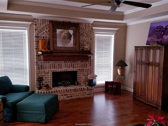 2nd image of 2121 Blackjack Dr