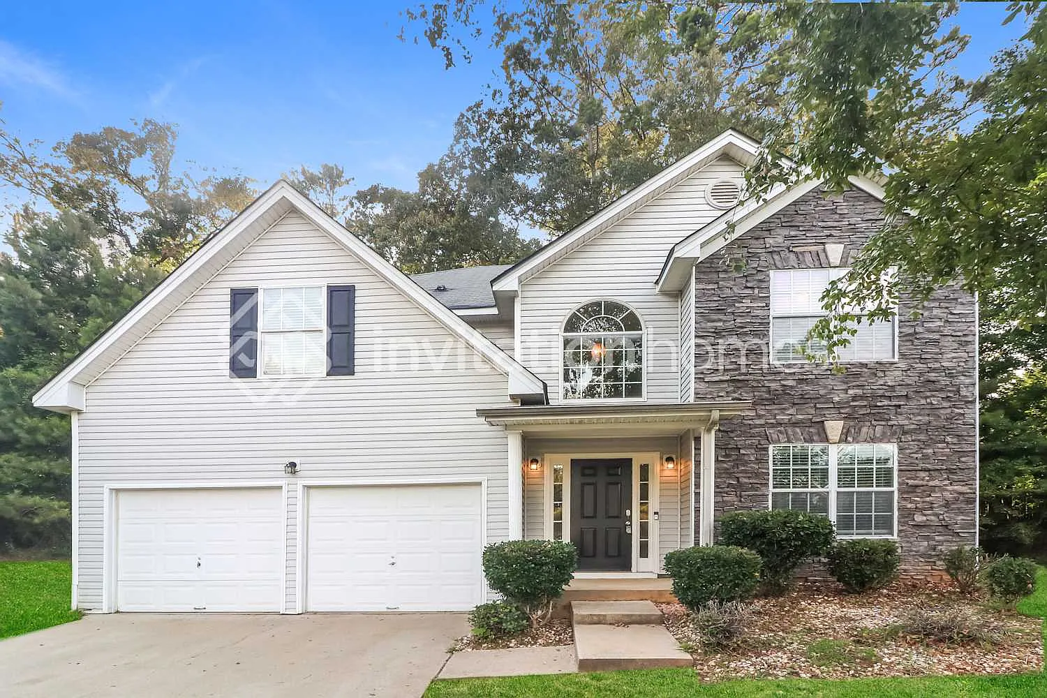 200 Laura Cir Atlanta, GA 30349 — Photo 1