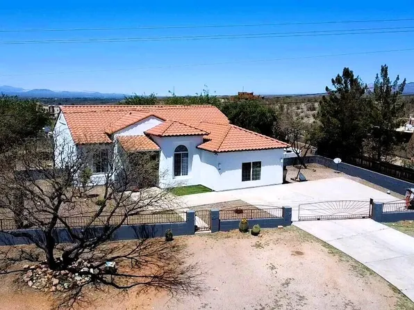 57 Avenida De Las Naciones, Rio Rico, AZ 85648