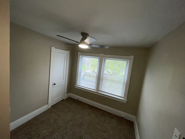 2322 Upton Ave — Photo 12