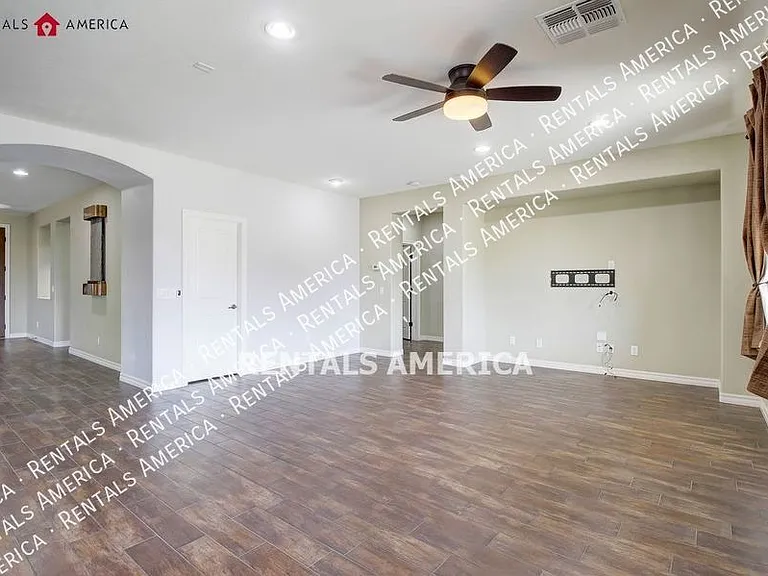 73 W Crescent Way — Photo 16