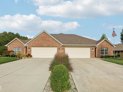 4942 W Congress Cv, New Palestine, IN, 46163