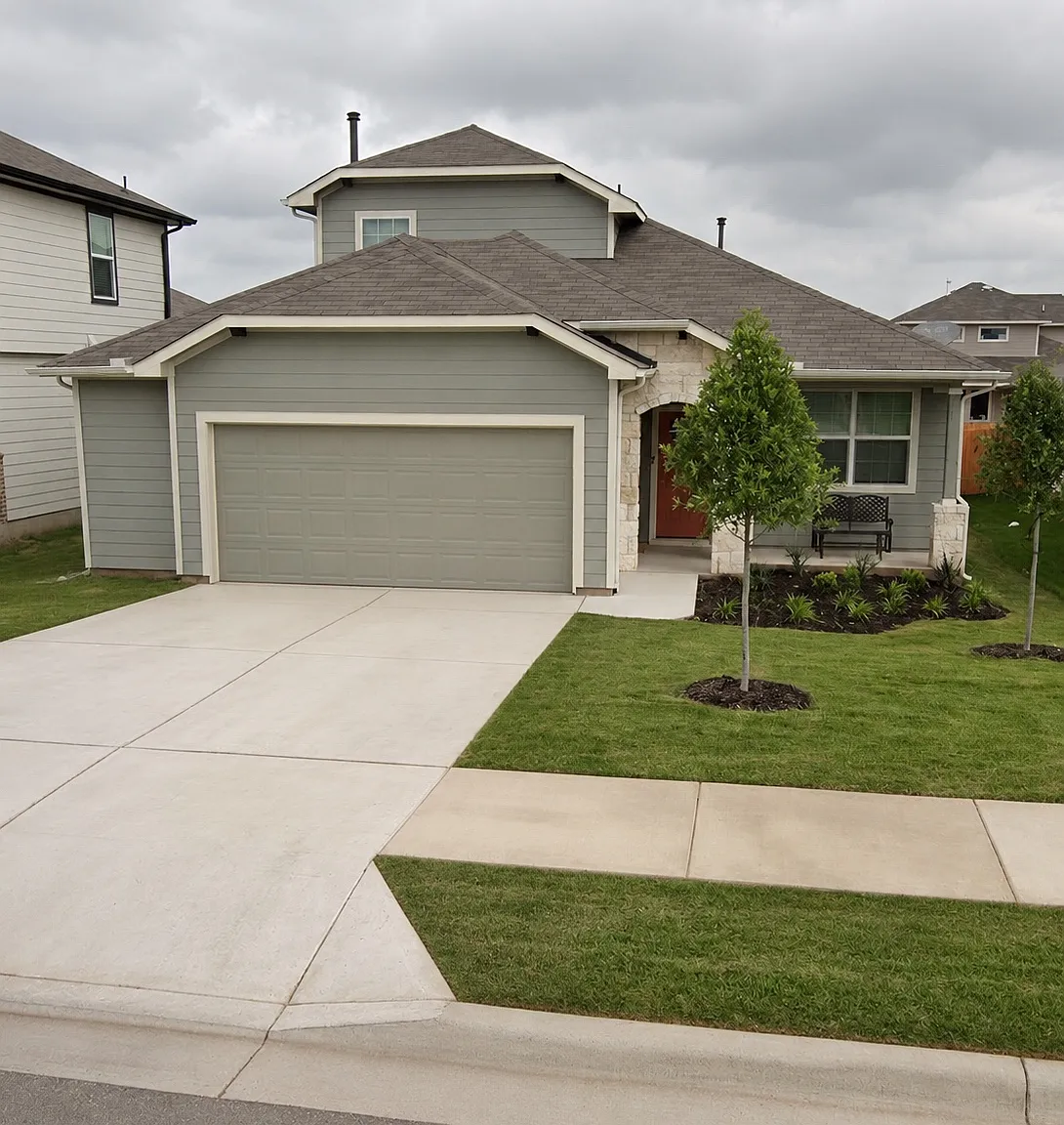4 bed, 2314 sqft, $2,500 — Photo 1