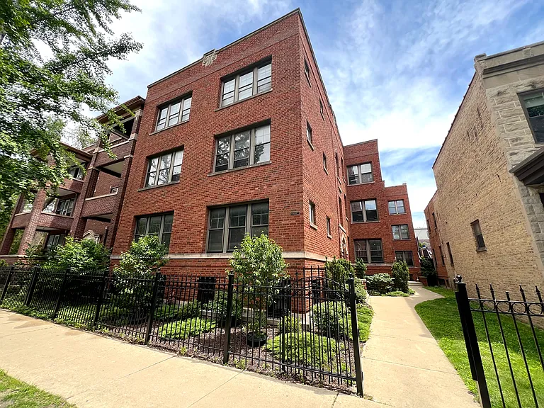 3761 N Lakewood Ave #1F — Photo 18