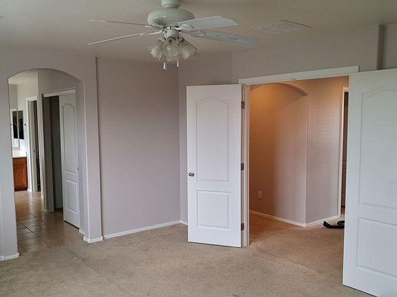 5th image of 1090 S 177th Dr