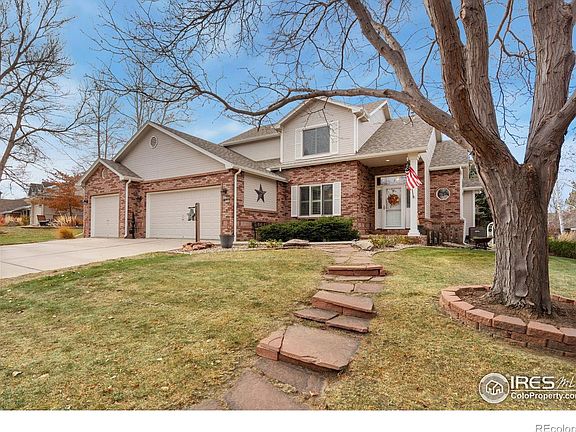 3rd image of 2673 Amber Drive