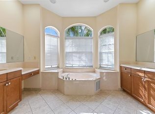 9942 Shepard Pl, Wellington, FL 33414