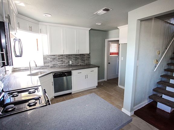 5th image of 2875 Perktel St