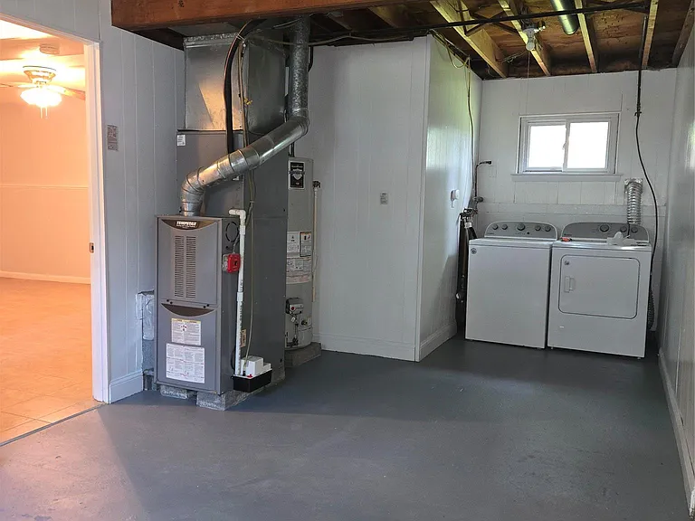 14 Lake Shore Dr — Photo 15
