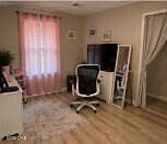 3rd image of 2778 Beall Packing Rd