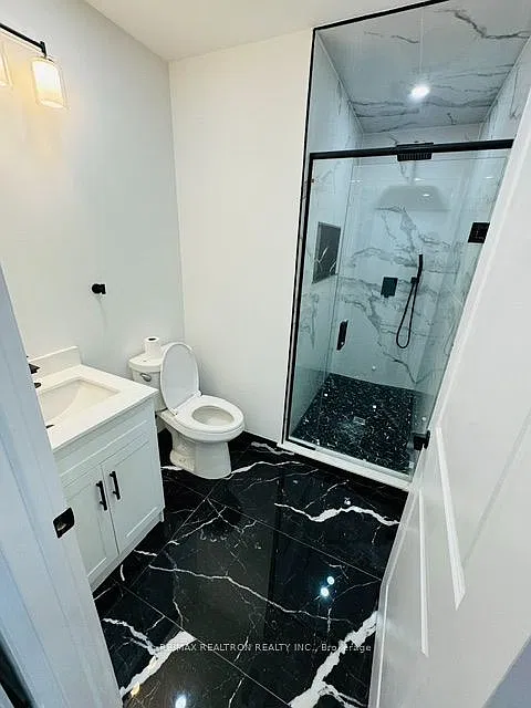 2 bed, $2,000 — Photo 4