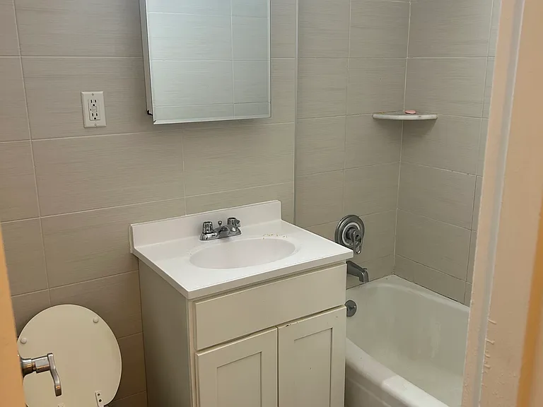 3901 Nostrand Ave #R2N — Photo 8
