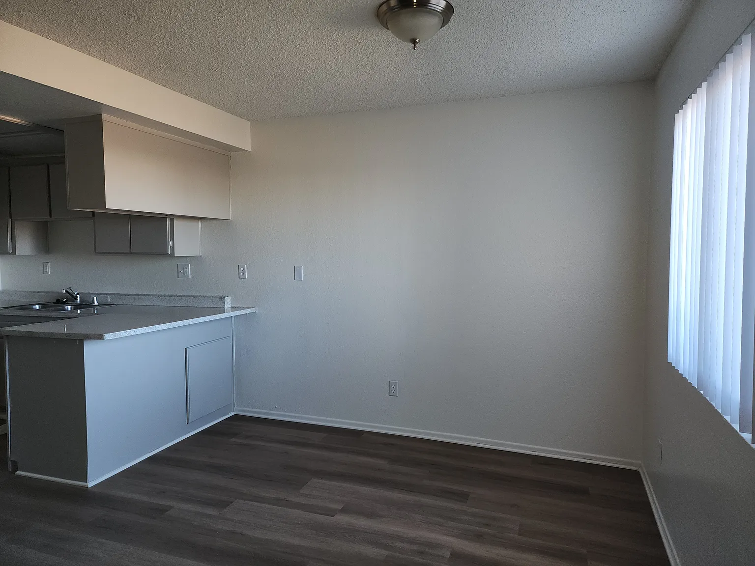Sunnyside Townhomes — Photo 2